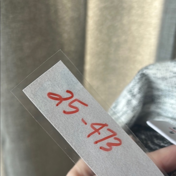 CAbi Gray Sweater Cozy Knitwear Essential - Picture 5 of 5